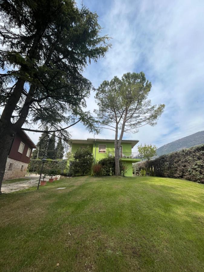 Secret Garden Egle Villa Caprino Veronese Bagian luar foto